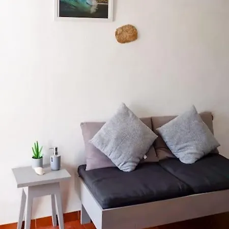 Private, Romantic And Cozy In Azenhas Do Mar