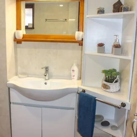 Private, Romantic And Cozy In Azenhas Do Mar Colares