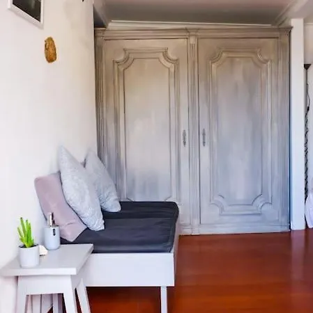 Private, Romantic And Cozy In Azenhas Do Mar Colares