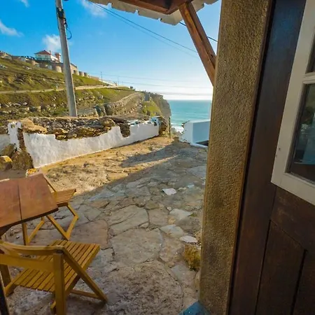 Apartment Private, Romantic And Cozy In Azenhas Do Mar